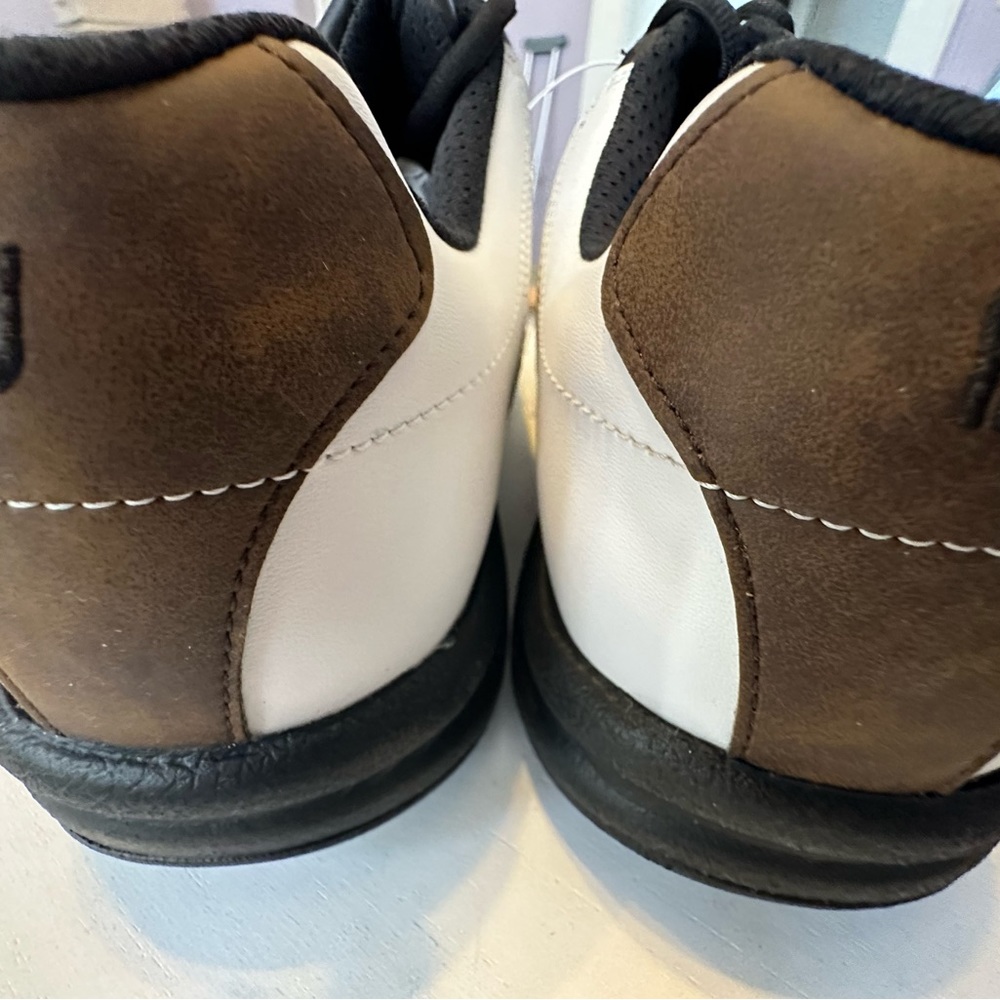 Footjoy new Men’s golf shoes - Picture 2 of 4